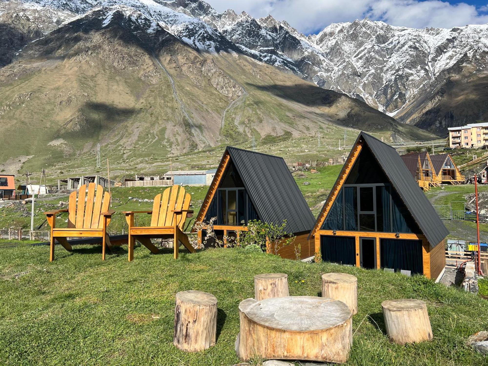Kazbegi Hills Cottages Екстериор снимка