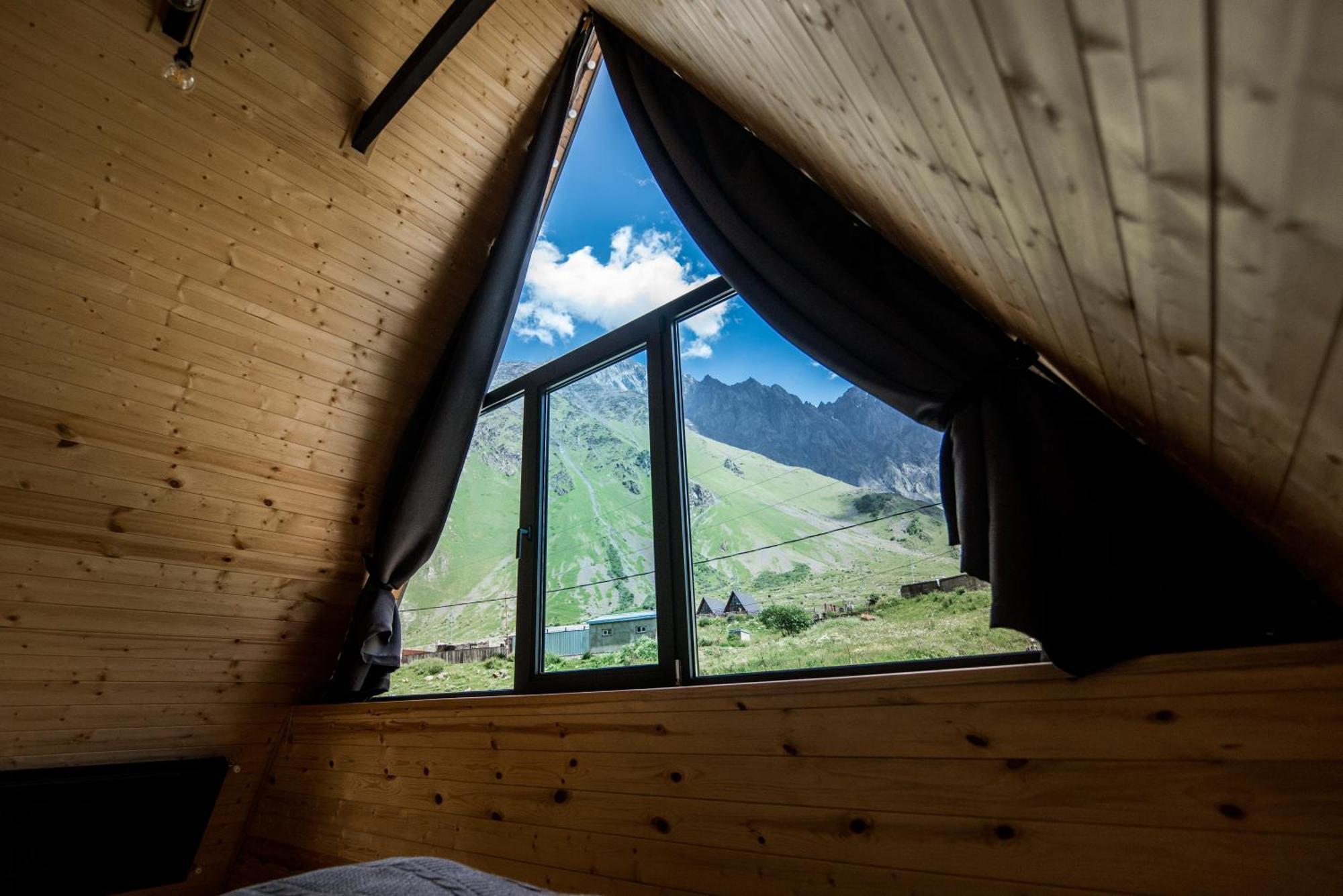 Kazbegi Hills Cottages Екстериор снимка