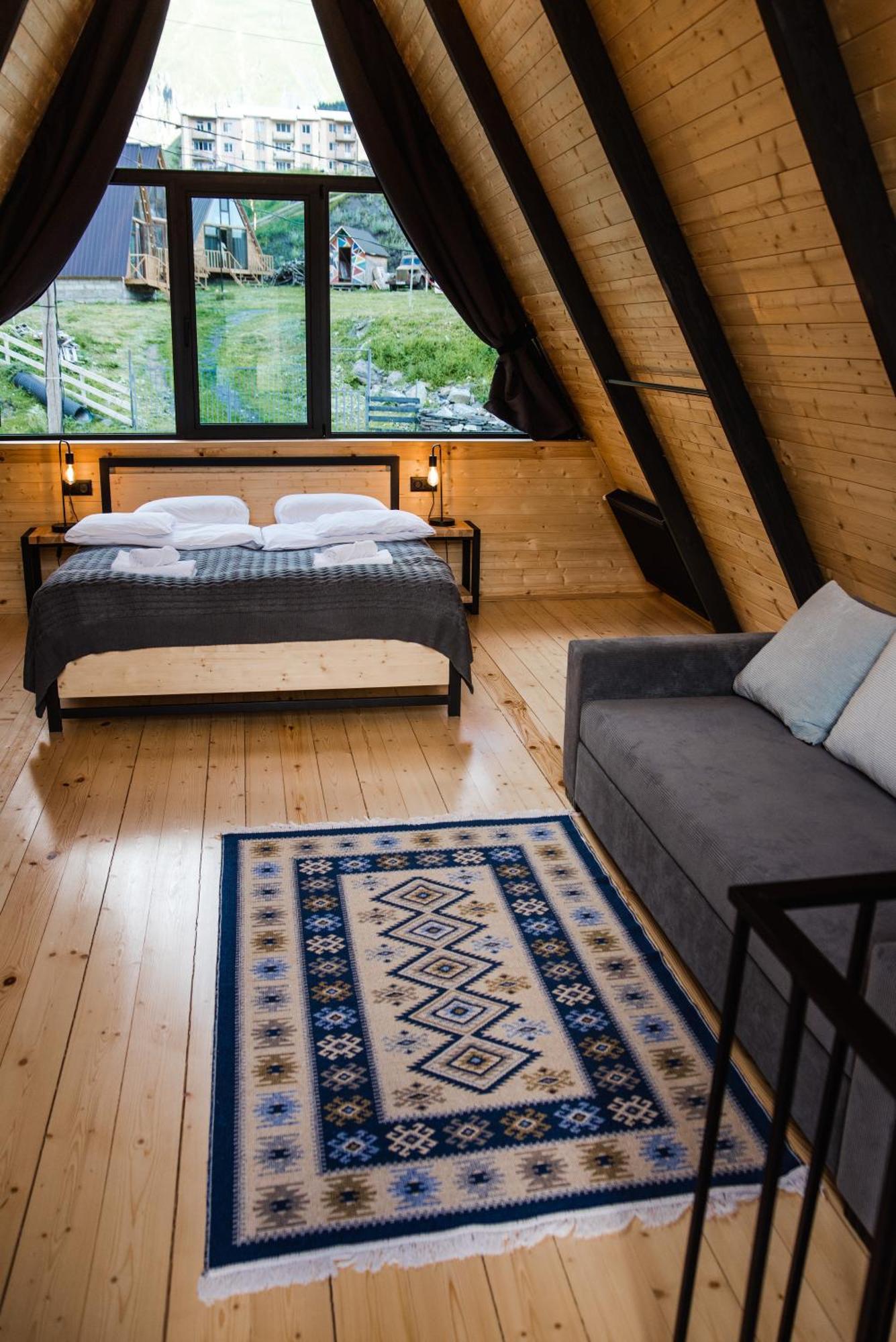 Kazbegi Hills Cottages Екстериор снимка